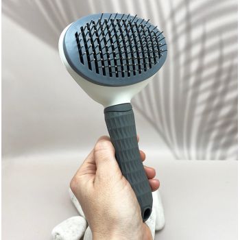 Щітка для котів і собак масажна Cleanpets, що самоочищається. Сіра
